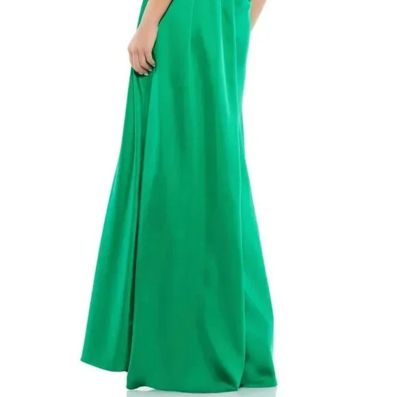 Ieena Mac Duggal Emerald Green One-Shoulder Ruched Satin Gown